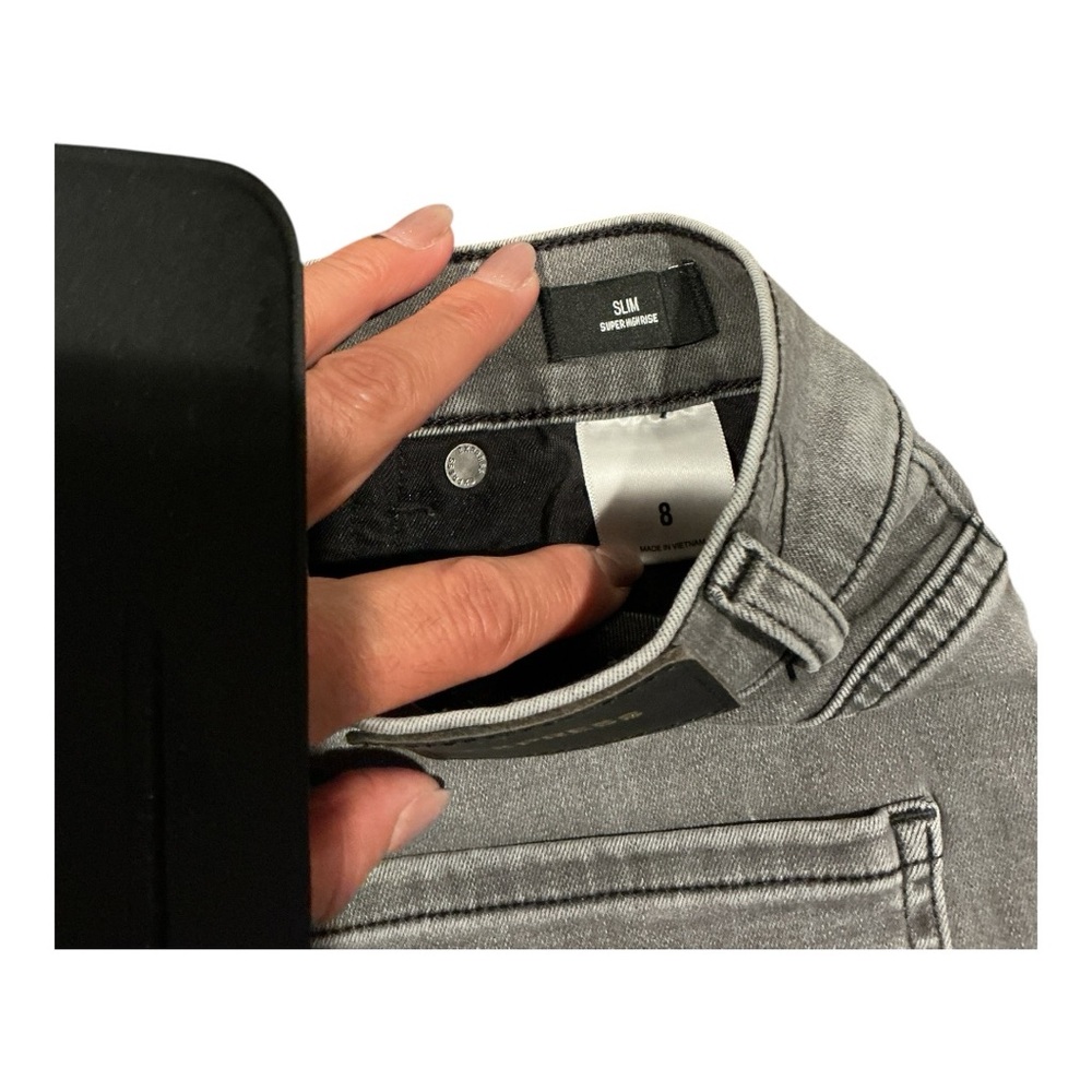 👖 Express Gray High Rise Straight Leg Jeans with Raw Hem | Size 8 AA14 - Picture 6 of 7